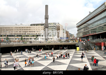 Sergels Torg o piazza a Stoccolma, Svezia Foto Stock