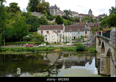Angoli sur l'Anglin Vienne Poitou Charentes Francia Foto Stock