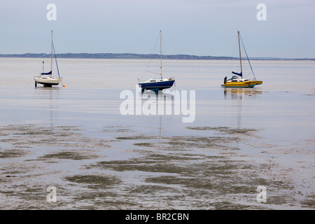 Yacht ormeggiati a Leigh on Sea Essex England Regno Unito Foto Stock