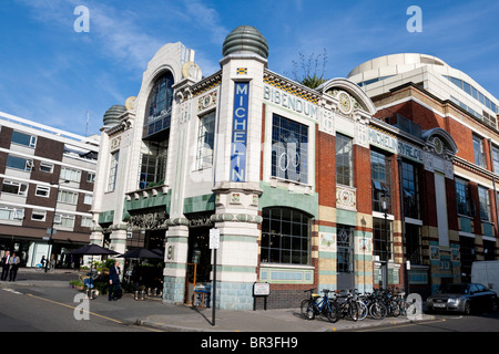 La casa Michelin Building aperto per affari nel 1911, Fulham Road, a Chelsea, Londra SW3, England, Regno Unito Foto Stock