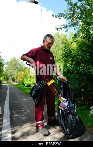 Consiglio raccoglitrice di lettiera.Quartiere Ashfield Nottinghamshire in Inghilterra. Foto Stock