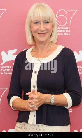 HELEN MIRREN LA TEMPESTA PHOTOCALL. 67H FESTIVAL DEL CINEMA DI VENEZIA VENEZIA ITALIA 11 Settembre 2010 Foto Stock