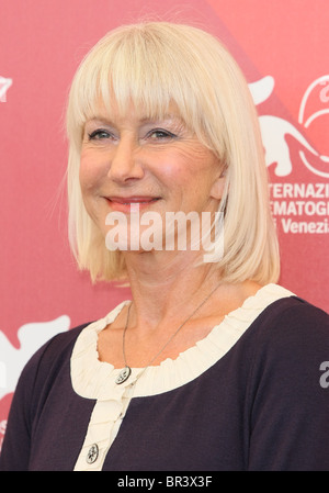 HELEN MIRREN LA TEMPESTA PHOTOCALL. 67H FESTIVAL DEL CINEMA DI VENEZIA VENEZIA ITALIA 11 Settembre 2010 Foto Stock