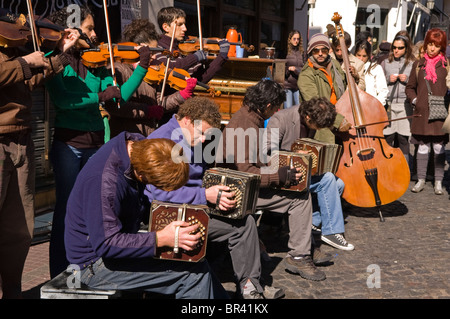 Musicisti di strada in Buenos Aires Foto Stock