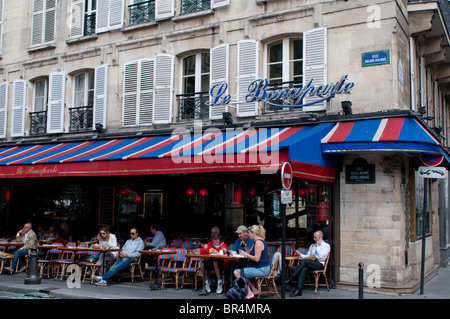 Cafe su Place Saint Germain des Pres, Parigi, Francia Foto Stock