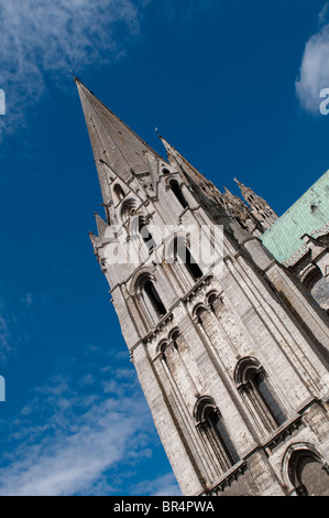 La cattedrale di Chartres, inizio la torre gotica, Francia Foto Stock