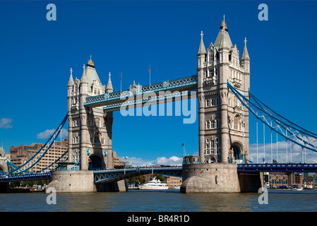 Europa, Regno Unito, Inghilterra, Londra, il Tower Bridge Foto Stock