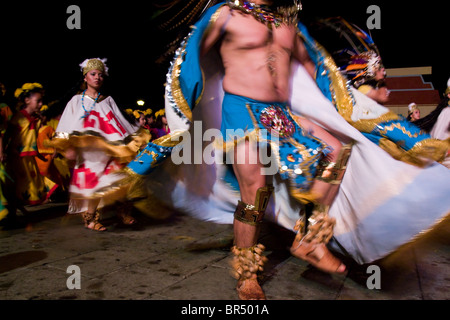 Prestazioni di Bani Stui Gulal nella città di Oaxaca Oaxaca Messico. Foto Stock