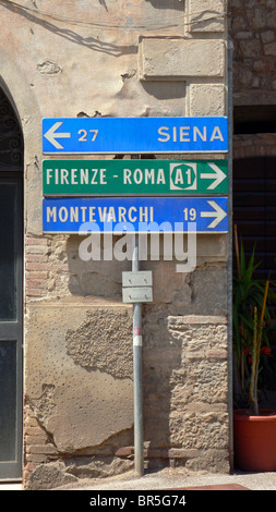 Segnaletica stradale, Gaiole in Chianti, Toscana, Italia Foto Stock
