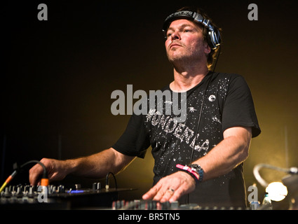 Pete Tong, DJ, giocando a Rockness Festival. Foto Stock