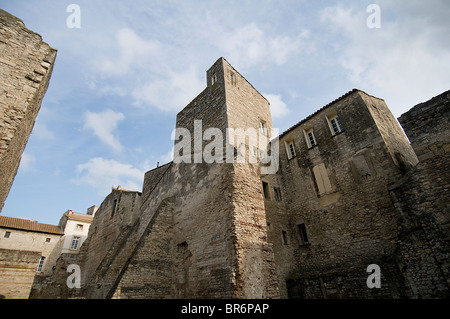 Thermes romani in Arles, Provence-Alpes-Côte d'Azur, in Francia Foto Stock