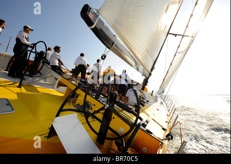 Team Russia durante in gara porta alla formazione di Alicante in Spagna, per il decimo Volvo Ocean Race 2008-2009. Per solo uso editoriale. Foto Stock