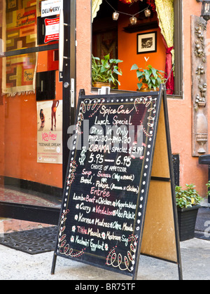 Indian Restaurant Menu Lavagna, 6th Street, NYC Foto Stock