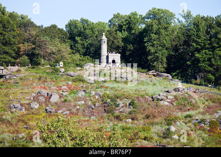 Monumento a la quarantaquattresima NY su Little Round Top, guerra civile, campo di battaglia di Gettysburg, PA Foto Stock