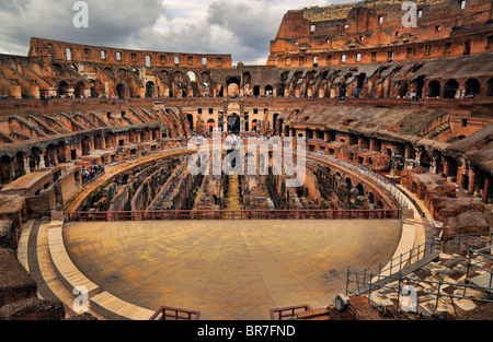 Il Colosseo a Roma, Italia Foto Stock