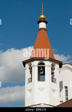 Campanile della chiesa ortodossa russa Foto Stock