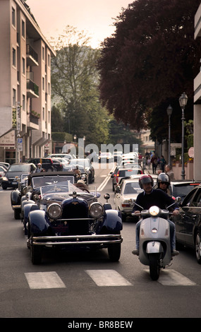 Duesenberg dritto 8 X tipo 1927 guida vicino a Villa D'Este Como italia Foto Stock