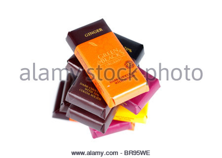 Selezione di singolarmente cioccolatini incartati con sapore di zenzero sulla parte superiore Foto Stock