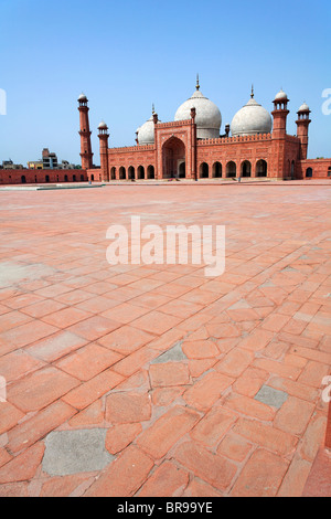 Il Cortile della moschea Badshahi, Lahore Punjab, Pakistan Foto Stock