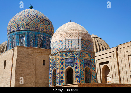 Cupole a Shah-i-Zindi, il viale dei mausolei, Samarcanda, Uzbekistan Foto Stock