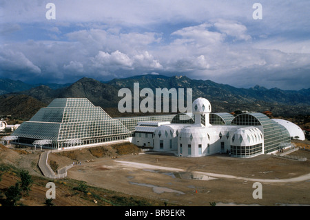 Biosfera 2 ECOLOGICO ORACLE BIOME ARIZONA VICINO A TUCSON appena dopo il completamento degli anni novanta Foto Stock