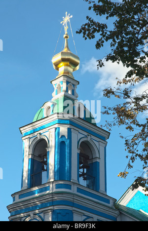 Campanile della chiesa ortodossa russa Foto Stock