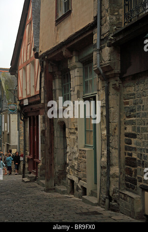 Street, Rue d'EN BAS, Vitre, Ille et Vilaine Bretagna, Bretagne, Francia Foto Stock