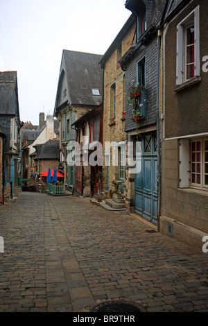 Street, Rue d'EN BAS, Vitre, Ille et Vilaine Bretagna, Bretagne, Francia Foto Stock