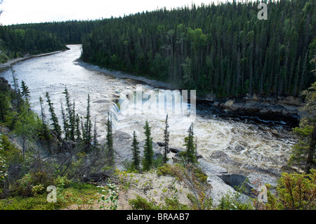 Sambaa Deh Falls, Sambaa Deh cade parco territoriale, Northwest Territories, Canada, America del Nord Foto Stock