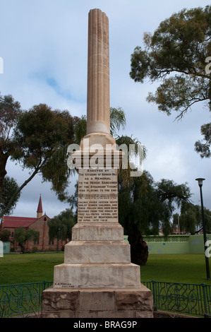 Un memoriale ai bandman del Titanic nella città mineraria australiana di Broken Hill, che continuò a giocare mentre il RMS Titanic affondò. Foto Stock