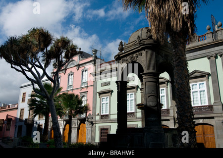 Gli edifici coloniali a Las Palmas de Gran Canaria, Isole Canarie, Spagna, Europa Foto Stock