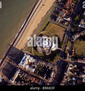 Immagine aerea del castello di trattativa, un dispositivo fort Henrician (Castello) costruito da Hentry VIII, trattare, Kent, England, Regno Unito, Europa Foto Stock