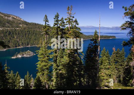 Fannette Island in Emerald Bay State Park, Lago Tahoe, California, Stati Uniti d'America, America del Nord Foto Stock