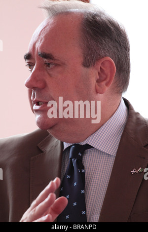 Scottish Primo Ministro Alex Salmond raffigurato sulla Moschea Blackhall, Edimburgo REGNO UNITO Foto Stock