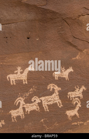 Ute Arte Rock (incisioni rupestri), vicino Wolfe Ranch, il Parco Nazionale di Arches, Utah, Stati Uniti d'America, America del Nord Foto Stock