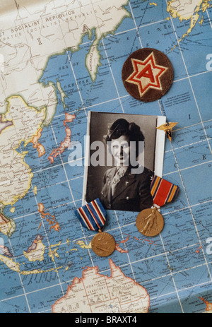 Still Life of Army Nurse Corps Female, Medaglie, Pacific Theatre, seconda guerra mondiale Foto Stock