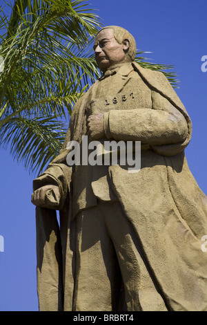 Statua di Benito Juarez sul Malecon, Acapulco Città, Stato di Guerrero, Messico Foto Stock