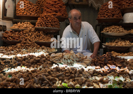 Pasticceria Belkabir, Souk Medina, Marrakech, Marocco, Africa del Nord Foto Stock