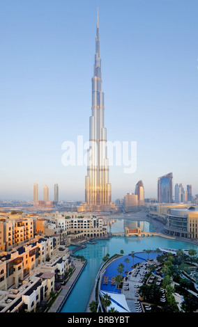 Il Burj Khalifa, completata nel 2010, l'uomo più alto struttura realizzata nel mondo, Dubai, UAE Foto Stock