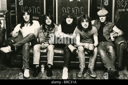 AC/DC foto promozionale di Australian gruppo rock. Vedere la descrizione seguente per i nomi Foto Stock