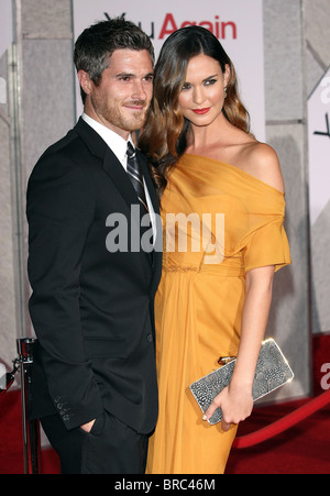 DAVE ANNABLE ODETTE Yustman nuovamente voi PREMIERE MONDIALE HOLLYWOOD Los Angeles California USA 22 Settembre 2010 Foto Stock