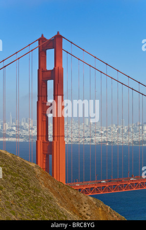 Golden Gate Bridge al tramonto, San Francisco, California, Stati Uniti d'America Foto Stock