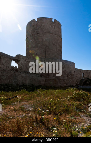 Vista parziale della parete outter dal Palazzo del Gran Maestro dei Cavalieri di Rodi in città di Rodi Foto Stock