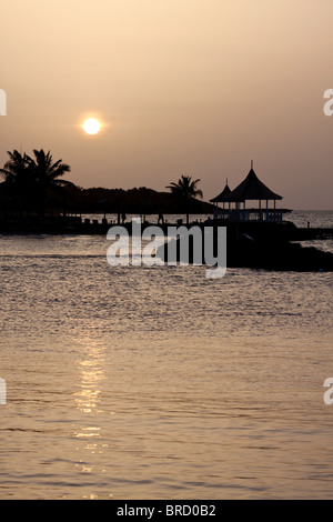 Tramonto a Runaway Bay Giamaica Foto Stock