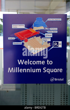 Benvenuti al Millennium Square @ segno di Bristol Foto Stock