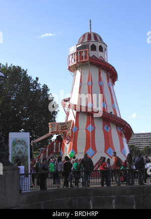 Helter Skelter al sindaco di Thames Festival 2010 Foto Stock