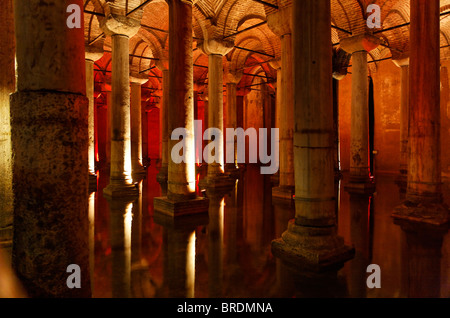 Basilica Cistern interno, Istanbul, Turchia Foto Stock