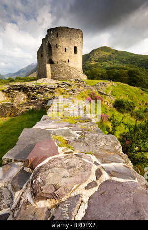 Dolbadarn Castle, Llanberis Pass, Gwynedd, Snowdonia National Park, North Wales, Regno Unito Foto Stock