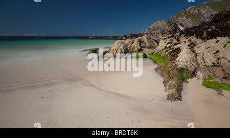 Una spettacolare spiaggia sabbiosa lunga sul SW di coll Foto Stock