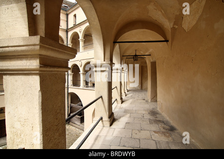 Cortile rinascimentale di Pieskowa Skala Castello. Ojcow National Park, Polonia. Foto Stock